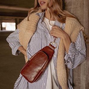 Porte-monnaie à bandoulière Nikki • Sac à dos à bandoulière en cuir véritable • Sac à dos à bandoulière avec sangle de guitare • Sac à bandoulière en cuir • Sac à la mode