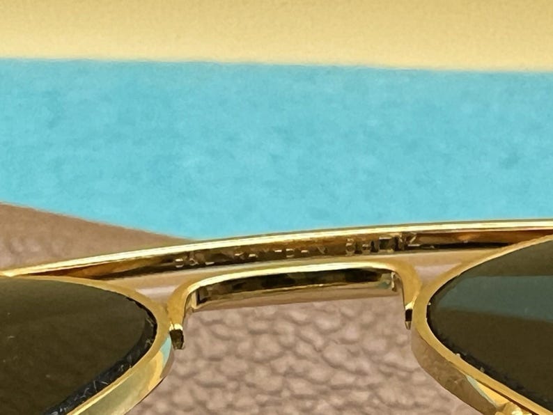 Hergestellt in den USA Ray-Ban Bausch & Lomb 1980's Gold Avaitor Glaslinse Bild 6