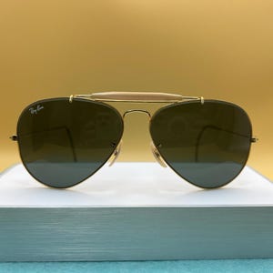 Hergestellt in den USA Ray-Ban Bausch & Lomb 1980's Gold Avaitor Glaslinse Bild 2