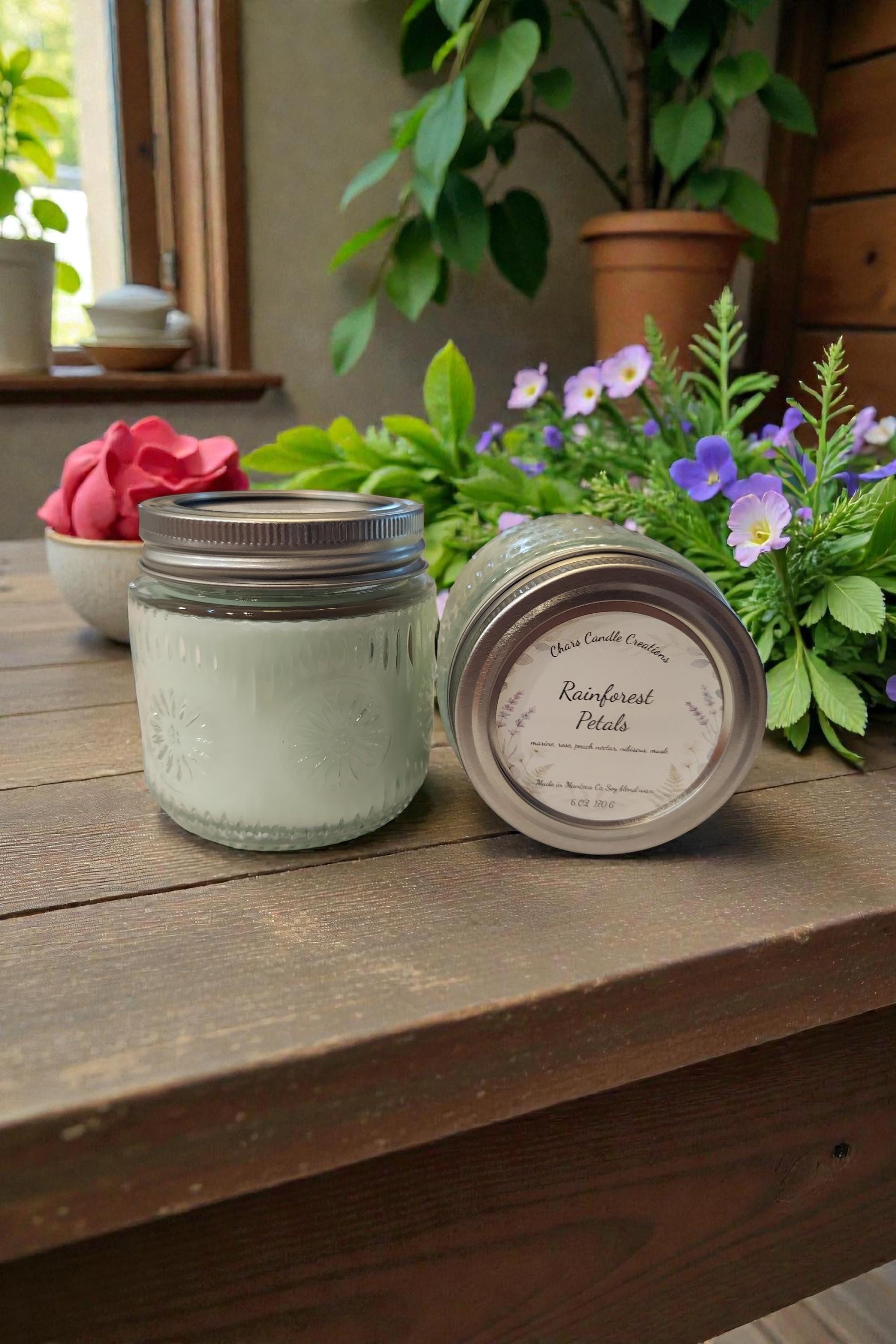 huntington home tobacco petals candle Tobacco Petals Candle