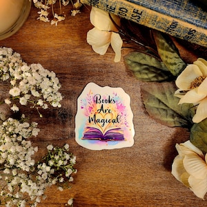 Adesivo in vinile "I libri sono magici": regalo per lettori amanti dei libri
