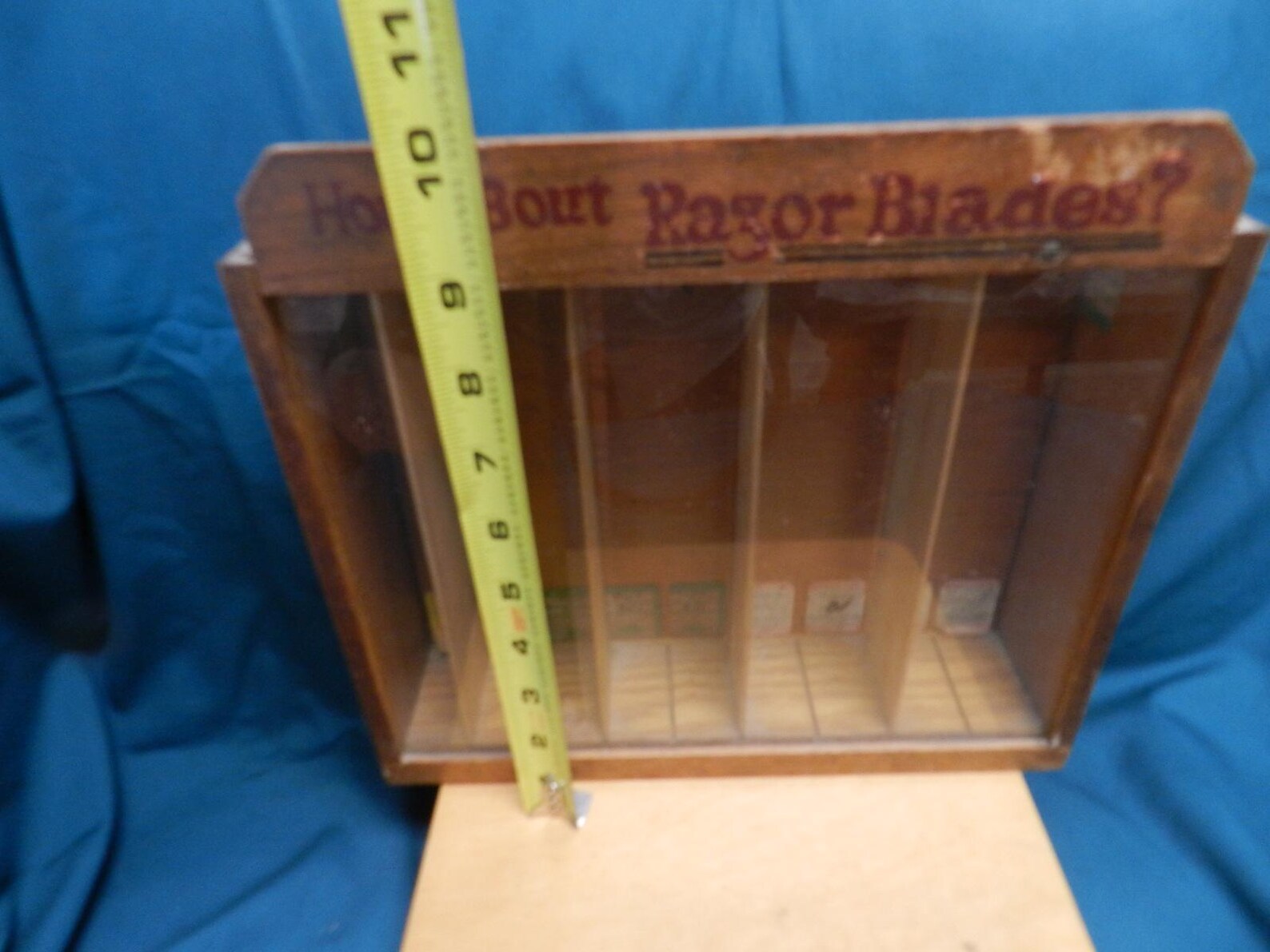 Vintage Razor Blade single Stand-up Wooden Display Case With Original ...