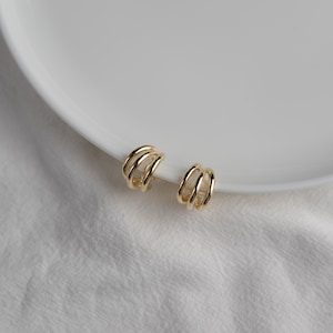 Clip On Earrings Invisible Simple Gold, Invisible Clip On Earrings, Non Pierced Earrings, Clips Earring, New Pain Free Clip Coil Design image 2