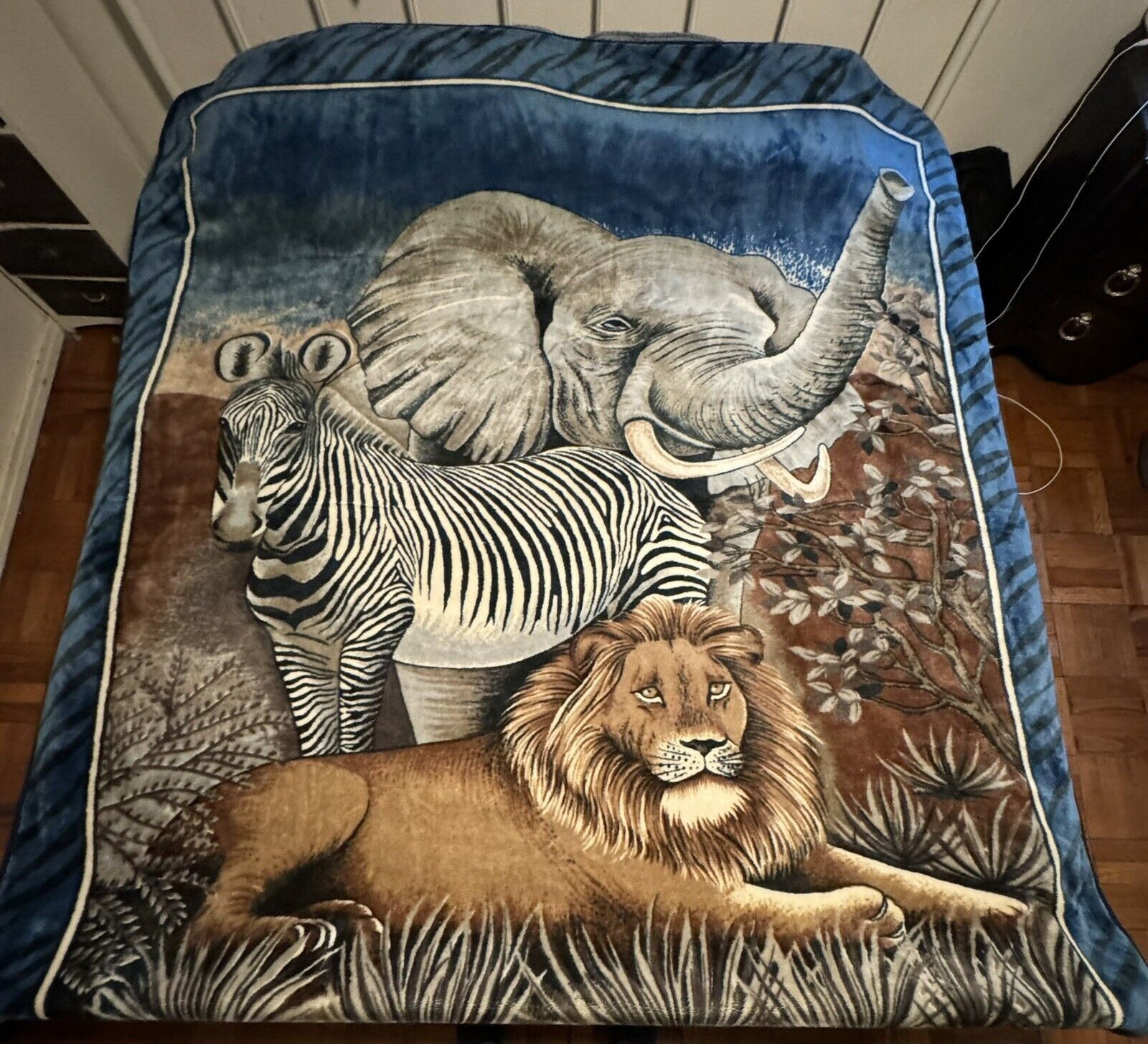 Vintage San Marcos Blanket Blue Lion Zebra Elephant Thick Acrylic