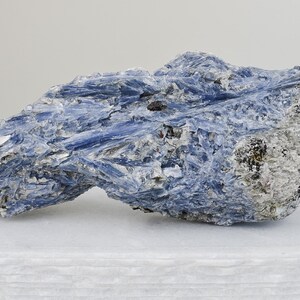 Große Blaue Kyanit Gruppe