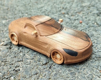 Petite voiture en bois personnalisée pour enfants, voiture de course de sport, modèle réduit de voiture en bois pour tout-petits