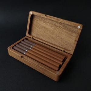 Personligt cigarrfodral och cigarillosfodral