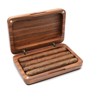 Gepersonaliseerde houten sigarendoos of sigarettenkoker, cadeau voor roker, Valentijnsdagcadeau voor hem, aangepaste sigarettenhouder, sigarenkoker reizigers