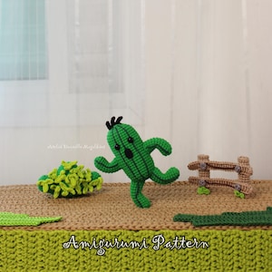 Patrón de amigurumi verde puntiagudo: adorable muñeca de crochet (PDF)