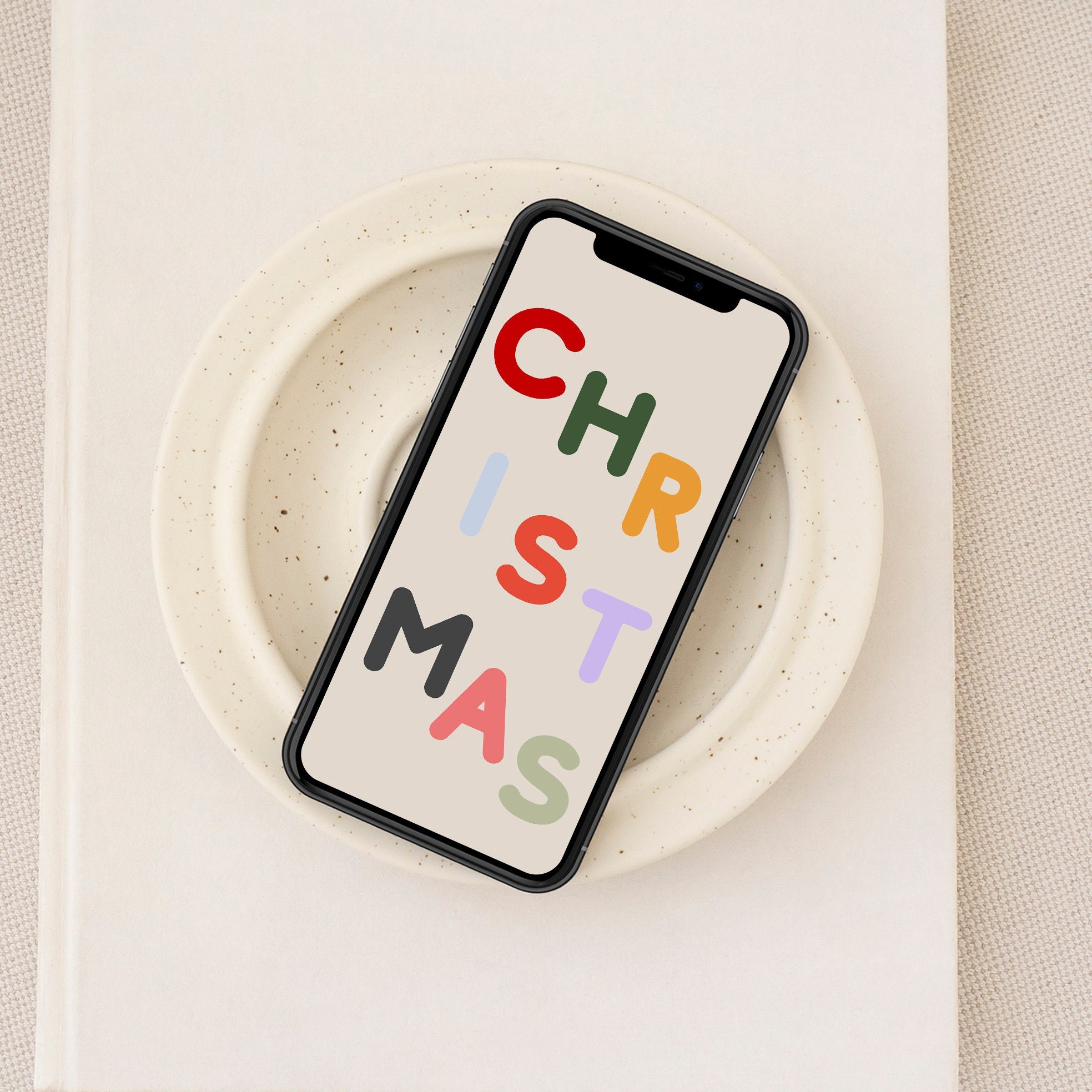 Leuke kerst iPhone-achtergrond, grote kleurrijke letters  Kersttelefoonbehang, gezellige feestelijke smartphoneachtergrond, leuk  winterapparaatvergrendelingsscherm - Etsy België, image size:1967x1967
