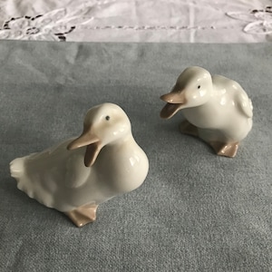 Vintage Nao Lladro pair of figurine ducks