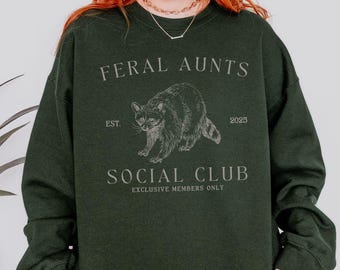 Pregnancy Reveal to Sister Auntie Shirt Raccoon Sweatshirt Feral Aunt Sweater Pregnancy Reveal to Family Weirdcore Clothing Baby Reveal