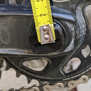 Bicycle saddle height measurement tool for bottom bracket axle