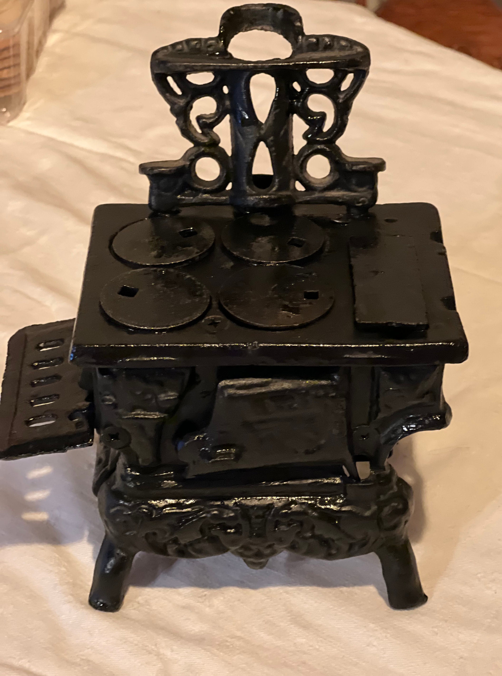 Antique Cast Iron Miniature Stoves Etsy