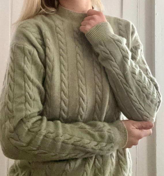 Vintage Woolrich Cable Knit Wool Blend Sweater