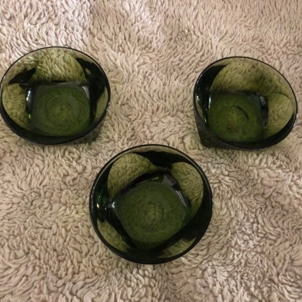 Avacado green Bowls | Set of 3 |MCM |Heavy Glass | Vintage |Candy Nut Dishes | Dip Bowls | Catchall | Party Bowls