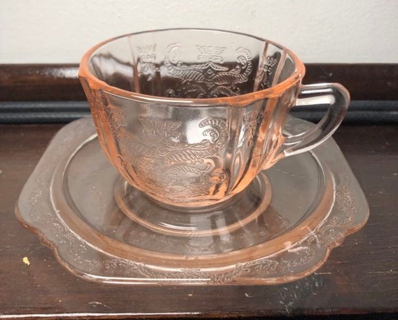 Depression Glass Tea Cups and Saucers Set of 4 Vintage Pink Indiana