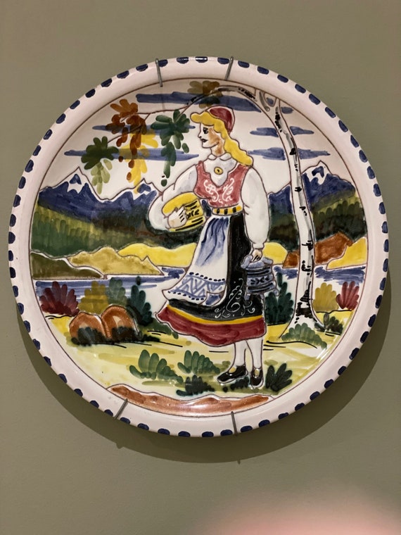 Wall Platter from Norway -  Distinctive Traditional Craftsmanship - set of 2