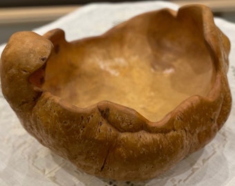 Natural Root Bowl: Unique Centerpiece for Farmhouse Style