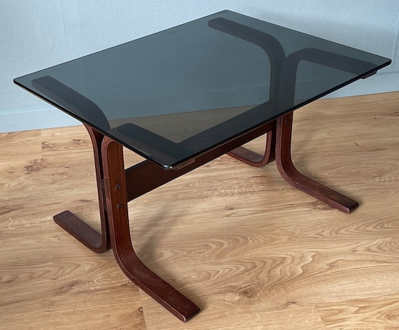 Siesta Accent Table by Ingmar Relling - Mid Century Modern Scandinavian Design.  Bent wood / Smoked Glass  FREE US SHIPPING |