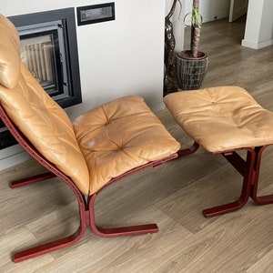 HIGHBACK Siesta CHAIR With OTTOMAN Designed By Ingmar Relling – Plywood Light Brown Minimalist Chair
