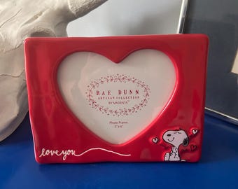 Rae Dunn Valentine’s Day Red Peanuts Snoopy Love You 5 x 6 Picture Frame with Heart Opening