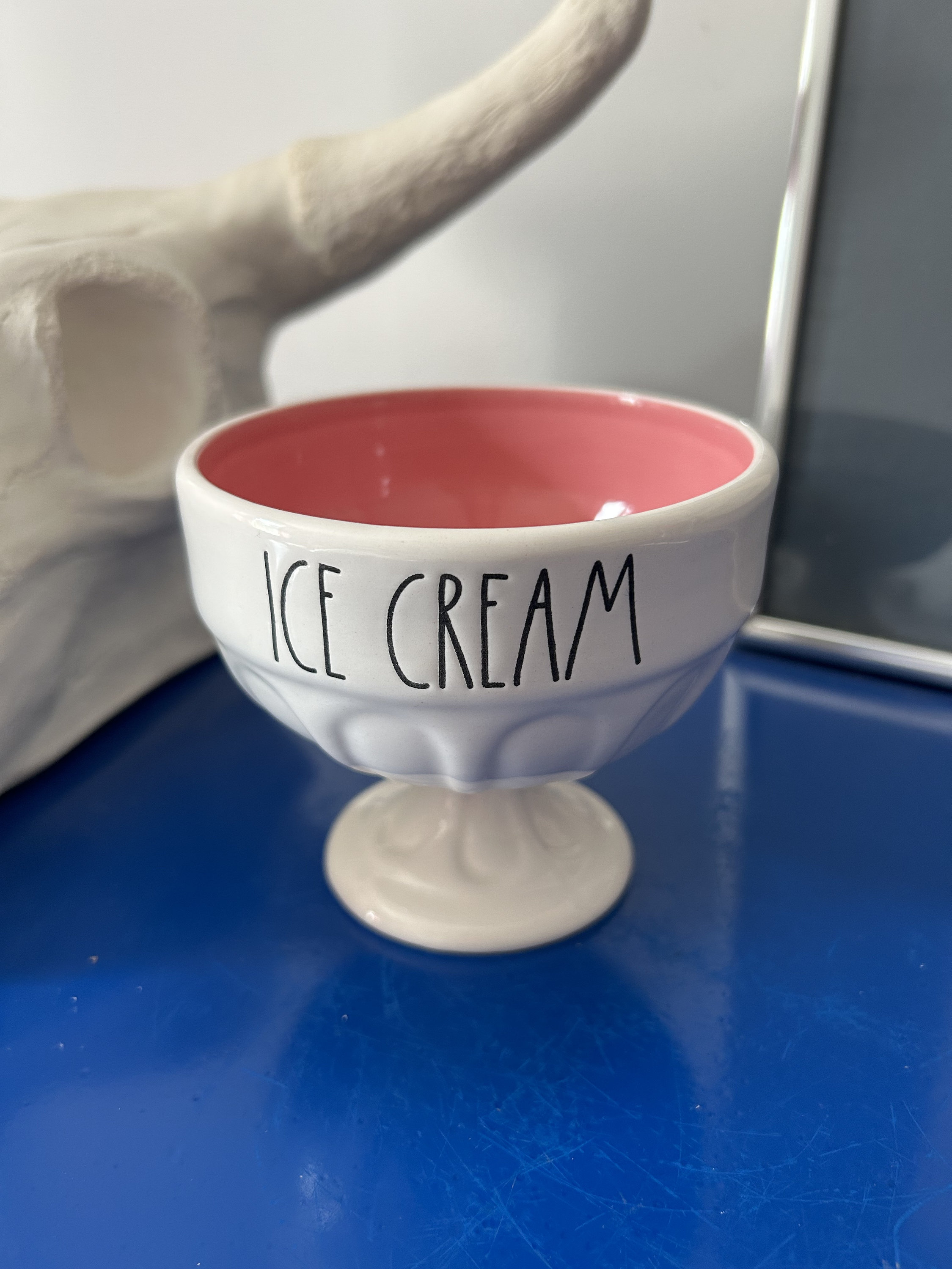 GiftsForYouNow White Ceramic Personalized Kids' Ice Cream Bowl with Handle,  32 Ounces