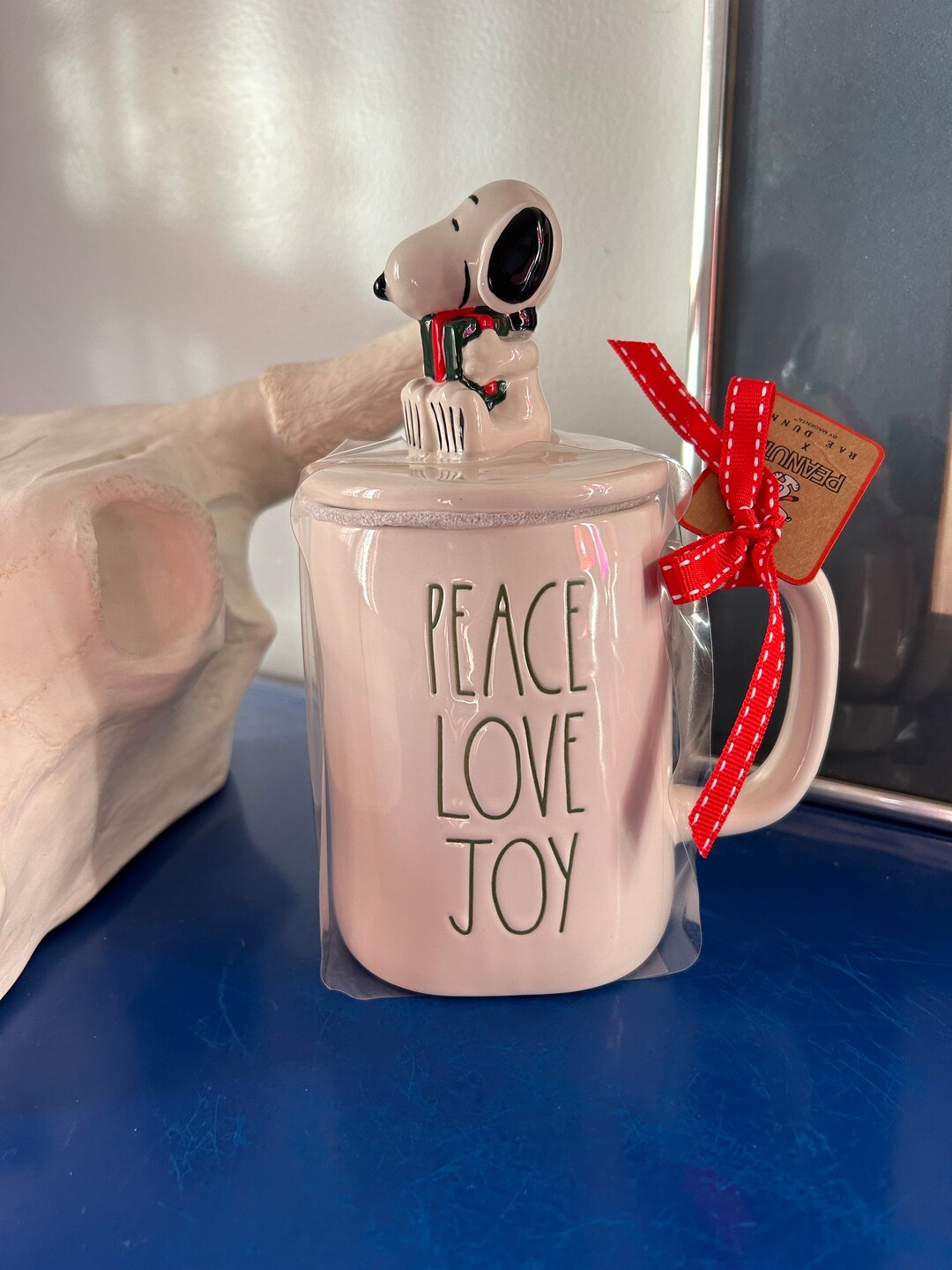 Rae Dunn Christmas Peanuts Charlie Brown Snoopy With Present Peace Love