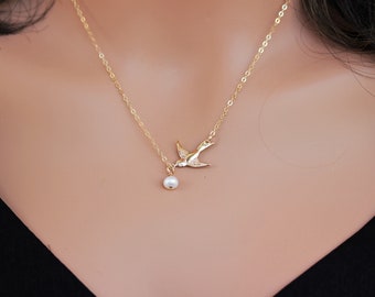 Cadeaux de confirmation pour les adolescentes, 14k Gold Fill / Sterling Silver Bird Necklace, Bird and Peral Necklace, Bird Necklace, Dove Necklace