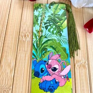 marque page bois stitch et angel