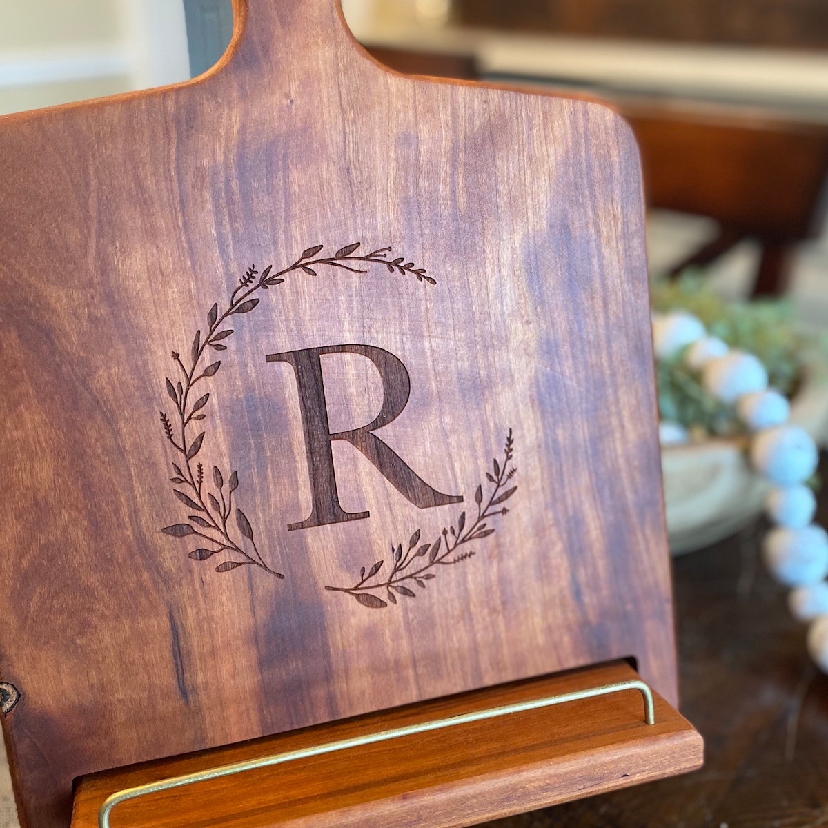 Personalized cookbook holder