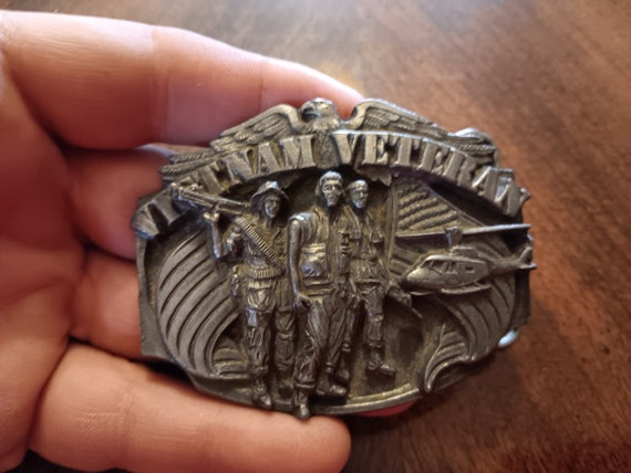 Vintage Vietnam Veteran Belt Buckle Siskiyou 1989 - image 3