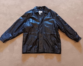 Vintage Collezione Men's Black Leather Light Bomber Jacket Size L