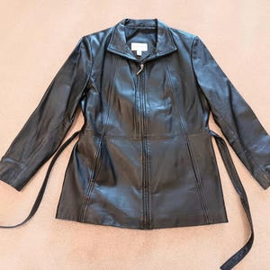 Vintage Worthington Women&#39;s Black Leather Jacket With Belt Size L
