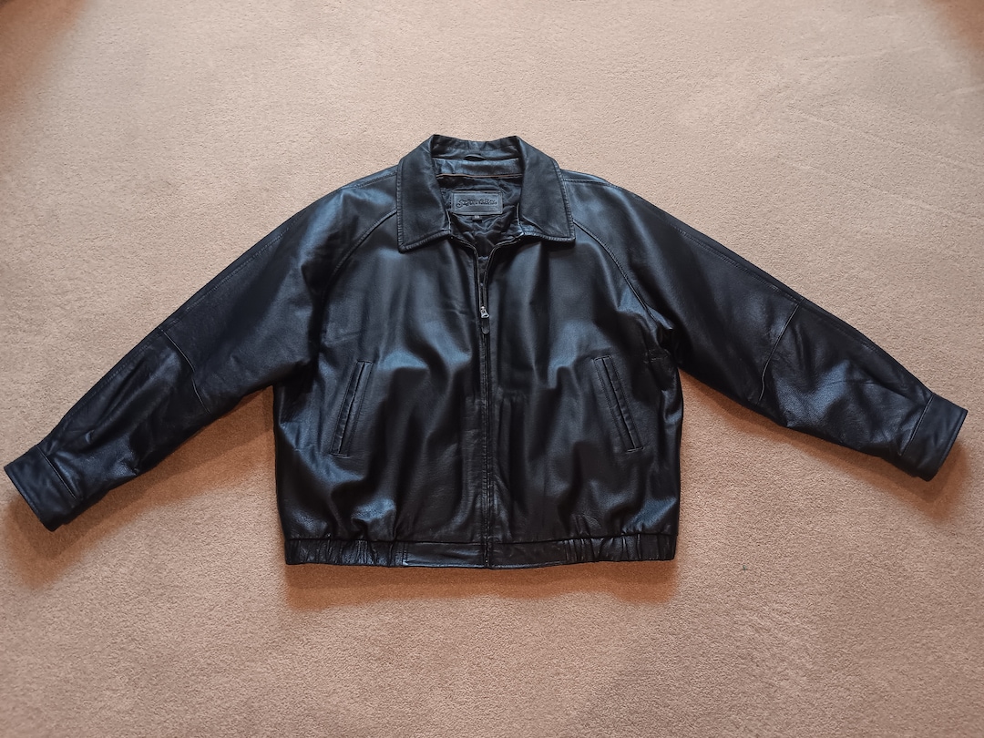 Vintage St. Johns Bay Men's Black Leather Bomber Jacket Size Vintage St. Johns Bay Men's Black Leather Bomber Jacket Size