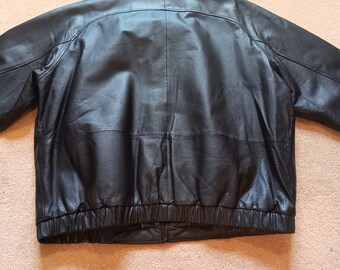 a*2様 stjohn'sbay leather bomber jkt old Vintage St. Johns Bay Men's Black Leather Bomber Jacket Size