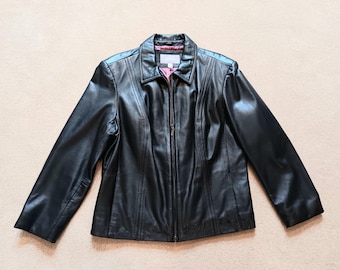 Vintage Croft and Barrow Leather Jacket M 90s Panelled Belted