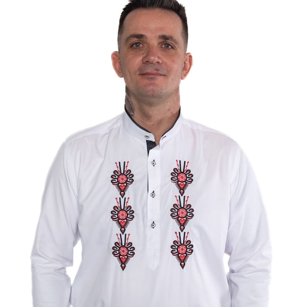 Folklore polonais,chemise homme,chemise broderie,chemise highlander,broderie,folklore,régional,tradition,coton,blanc,chemise,fait main