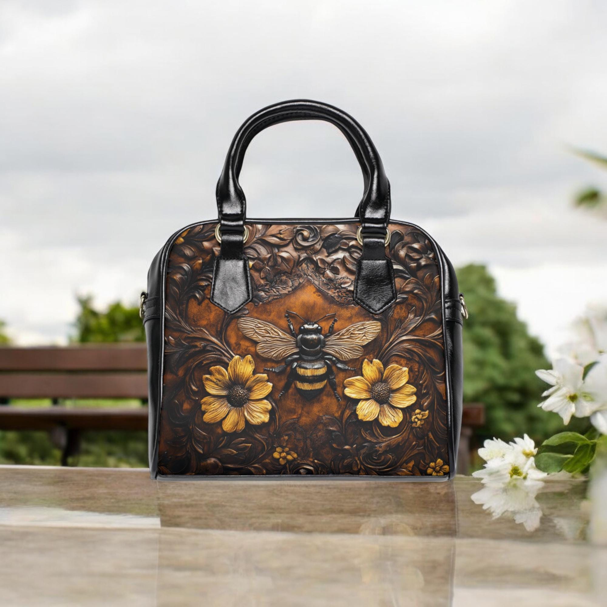 蜂モチーフ【Accessorize】ビー ハンドバッグ Bee handbag - Etsy 日本