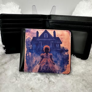 ¡Billetera! Billetera de muñeca de terror, billetera compacta pequeña, cuero sintético negro, accesorio gótico, única en su tipo, prensada a mano, ¡regalo gótico espeluznante!