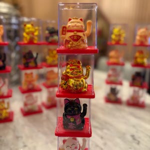 Set of 4 Lucky Japanese 2 inch Cat Shaking Hand Fortune Money Cat Solar. Prosperity Cat