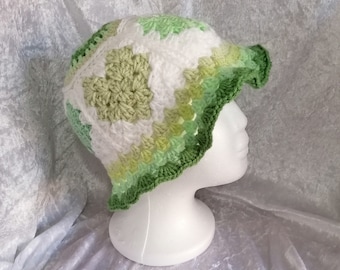 Crochet bucket hat