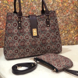 Buy ladies handbags online best sale