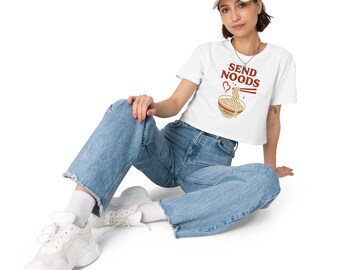 Top corto retro de ramen: Camiseta gráfica Send Noods - Ropa divertida para amantes de la comida, regalo de cumpleaños