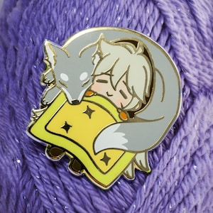 Cozy Razor Enamel Pin