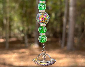 Spaceship Car Charm with Alien, Rear View Mirror Suncatcher
