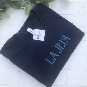La Jefa Embroidery Shirt | Boss Mom Embroidered Unisex Shirt | Mexican Mom Shirt | Custom Embroidery Shirt