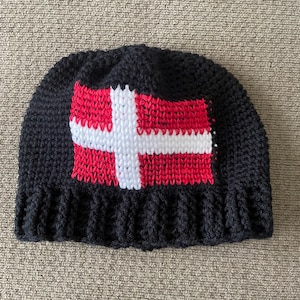 Danish Flagge Mütze häkeln Muster - mit Alpha Beanie von Hands Down Creations