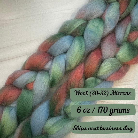 Rhea Combed Top Wool Fiber Spinning Fiber Wool Roving Gift for Knitter Fiber Art Fiber for Spinning Fiber Braid Felting Space Dyed Blend