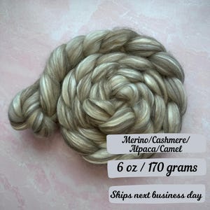 Spinners Dream Merino Camel Cashmere Alpaca Blend Fiber Natural Blend Fiber Combed Top Wool Roving Spinning Fiber Natural Luxury Fiber